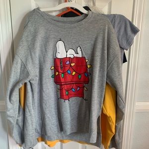 Oversized Snoopy Festive Crewneck